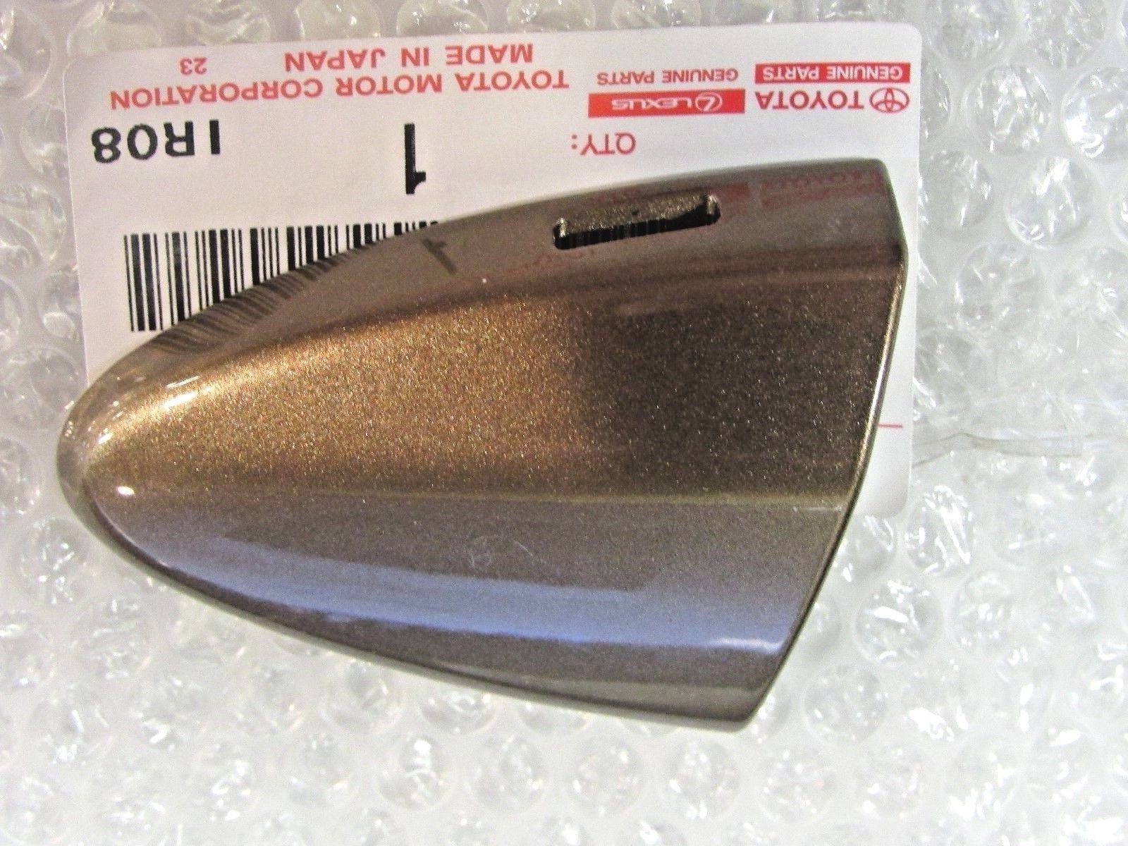 GENUINE LEXUS IS250 IS350 LEFT FRONT DOOR HANDLE ACCESS HIDE KEY CAP