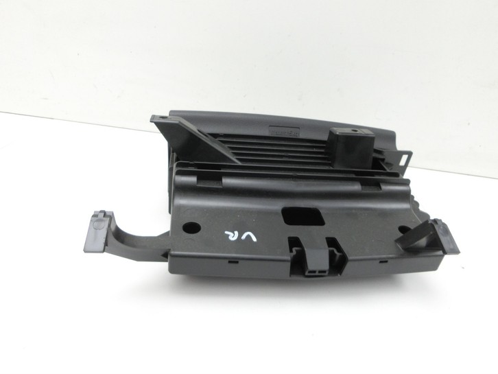 VW Golf VII 7 Variant 13-17 Kombi Ablagefach Staufach Fach Rechts Vorne VW Golf VII 7 Variant 13-17 09.05.2016... Vorschau 4