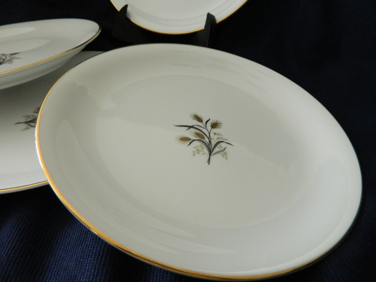 Wheatcroft by Noritake   4  salad plates