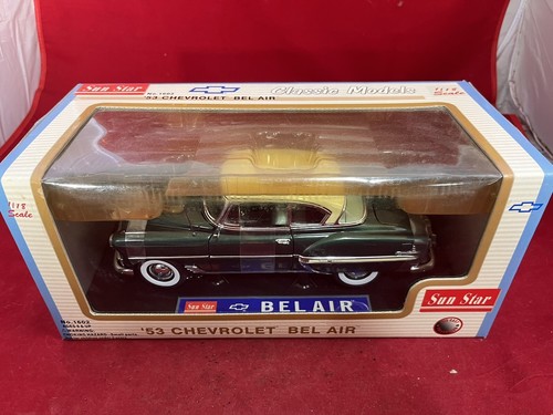 Sun Starダイキャストカー1953 CHEVROET BEL AIR Vintage 1953 Chevrolet Bel Air 1/18 scale Blue Diecast Car