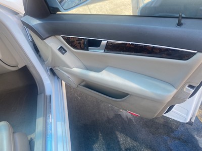 image 8 of interior