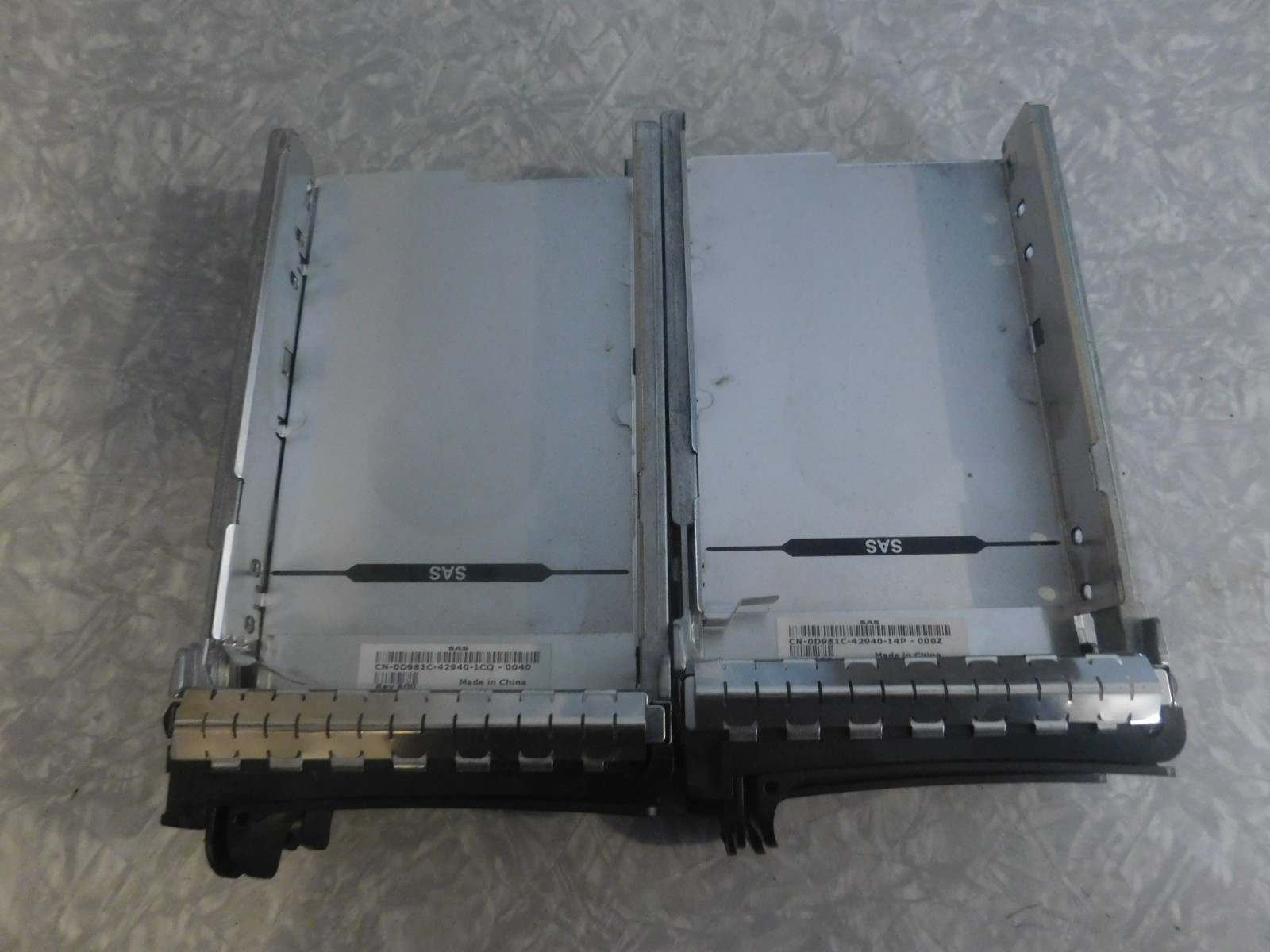 (4) OEM Dell D981C R900 2900 2950 1950 3.5