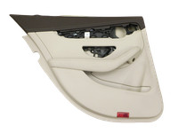 Mercedes C200 W205 14-18 Lim Türverkleidung Türpappe Links Hinten Leder P22 Mercedes C200 W205 14-18 24.02.2016... Vorschau 1