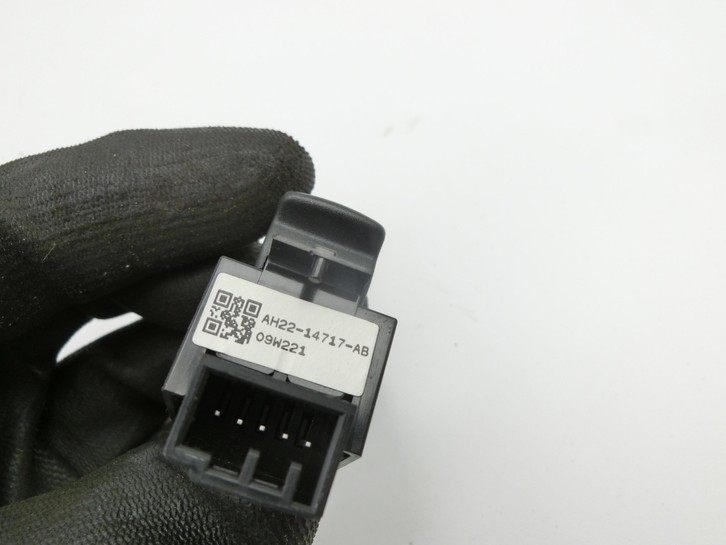 Range Rover Sport LS 10-13 Sensor für Airbag Crashsensor Airbagsensor Links Vorne Range Rover Sport LS 10-13... Vorschau 3