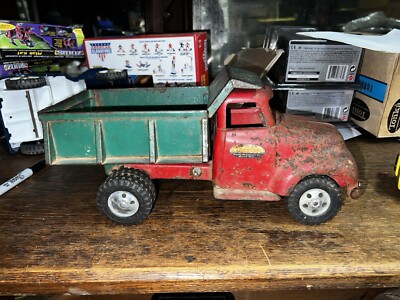 Vintage 1954 Tonka dump truck Lots of patina Original toy 13  long No. 180-4