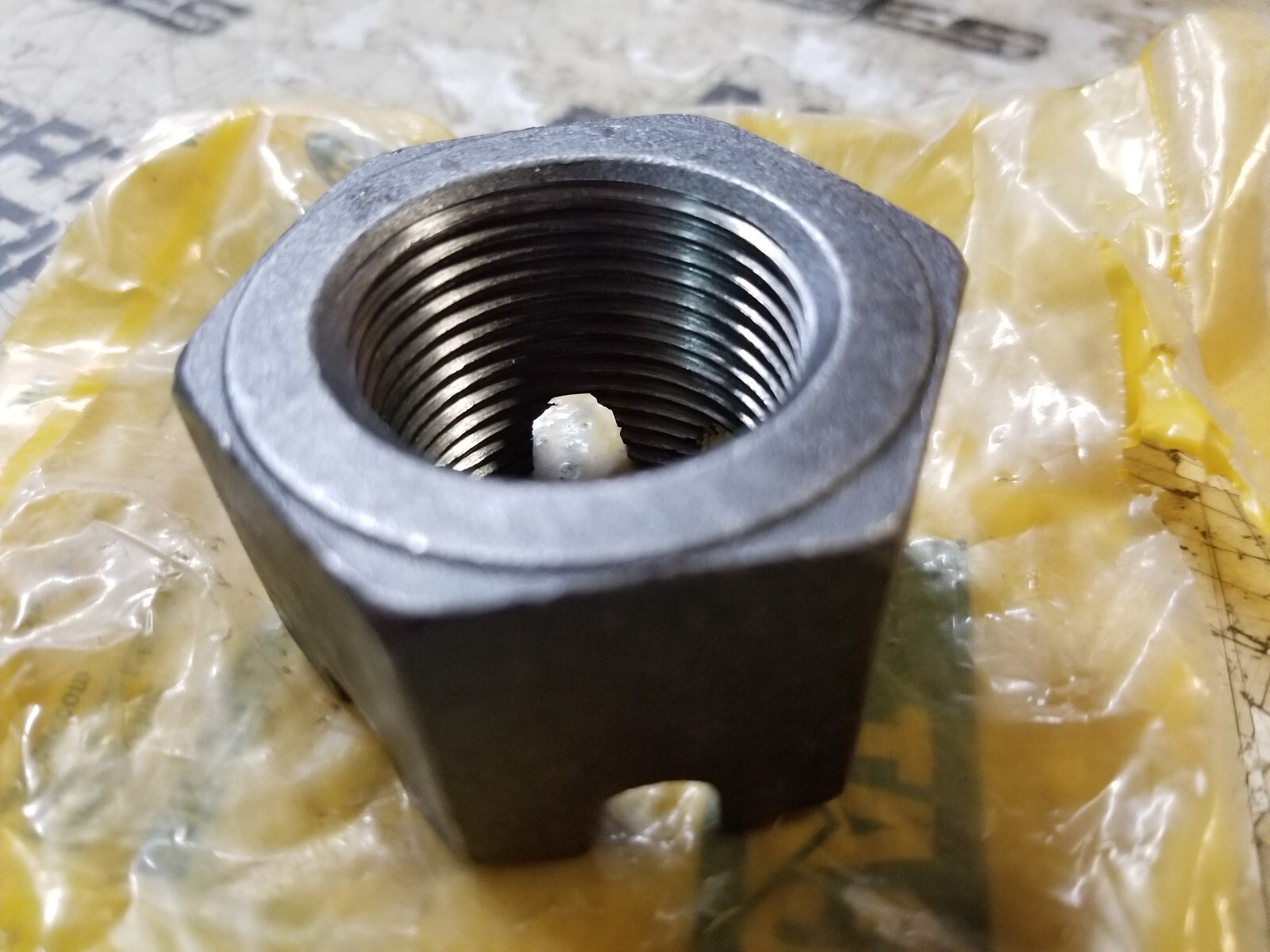 1B4444 CATERPILLAR CAT OEM 1B-4444 SLOTTED NUT CASTLE NUT - Picture 2 of 4