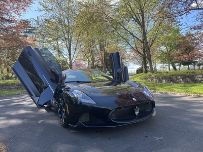 Owner 2022 Maserati MC20 Coupe Black RWD Automatic