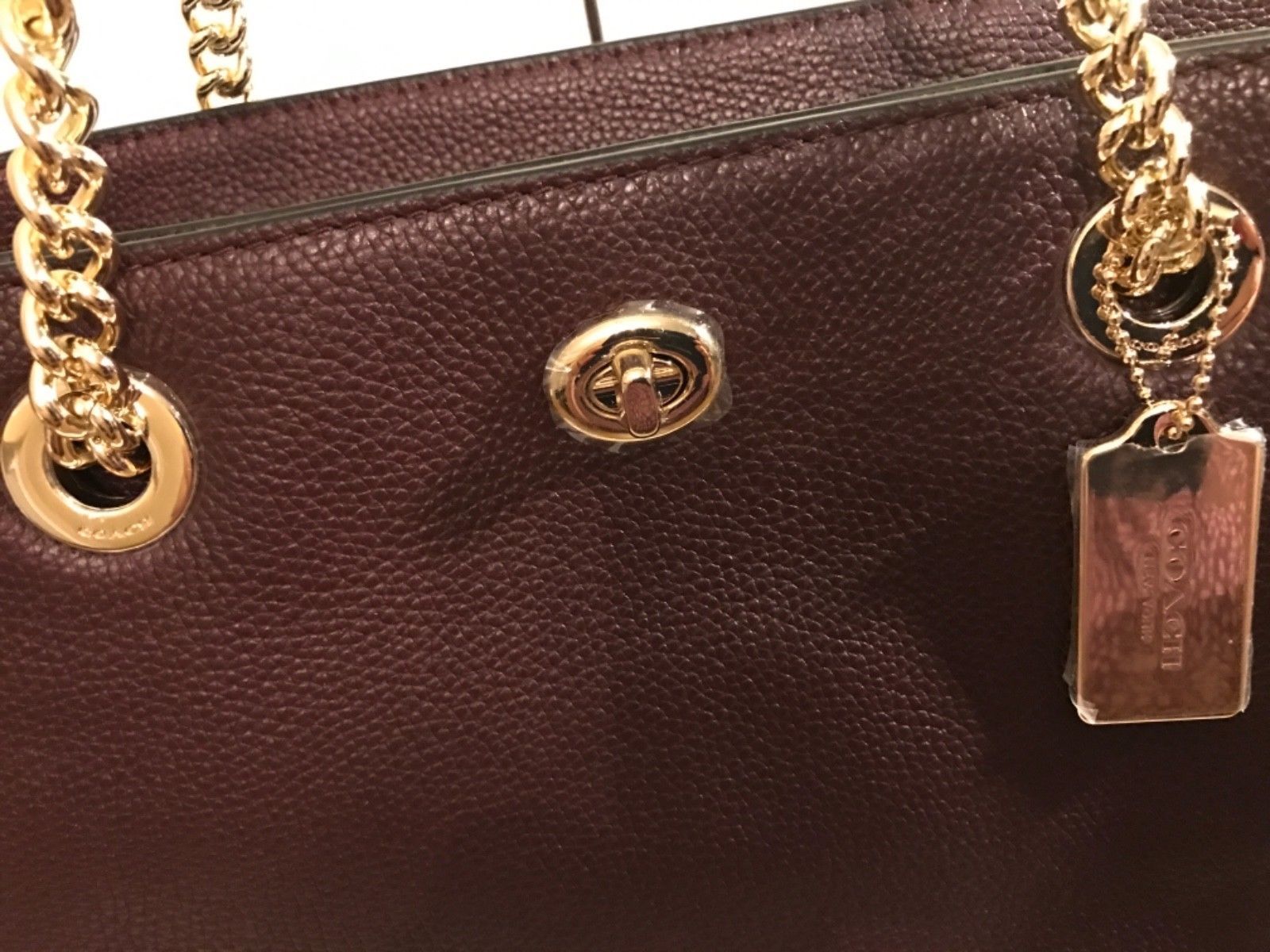 NWT Coach 56830 Turnlock Chain Tote Shoulder Leather Oxblood w/ Dust Bag