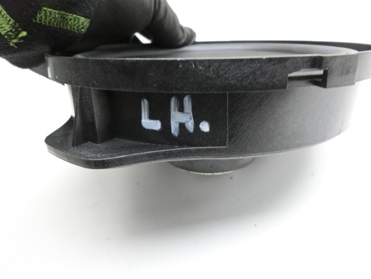 Mercedes W176 A200 12-15 Lautsprecher Links Hinten Mercedes W176 A200 12-15 05.11.2012 A2468200100 A2048206202... Vorschau 3