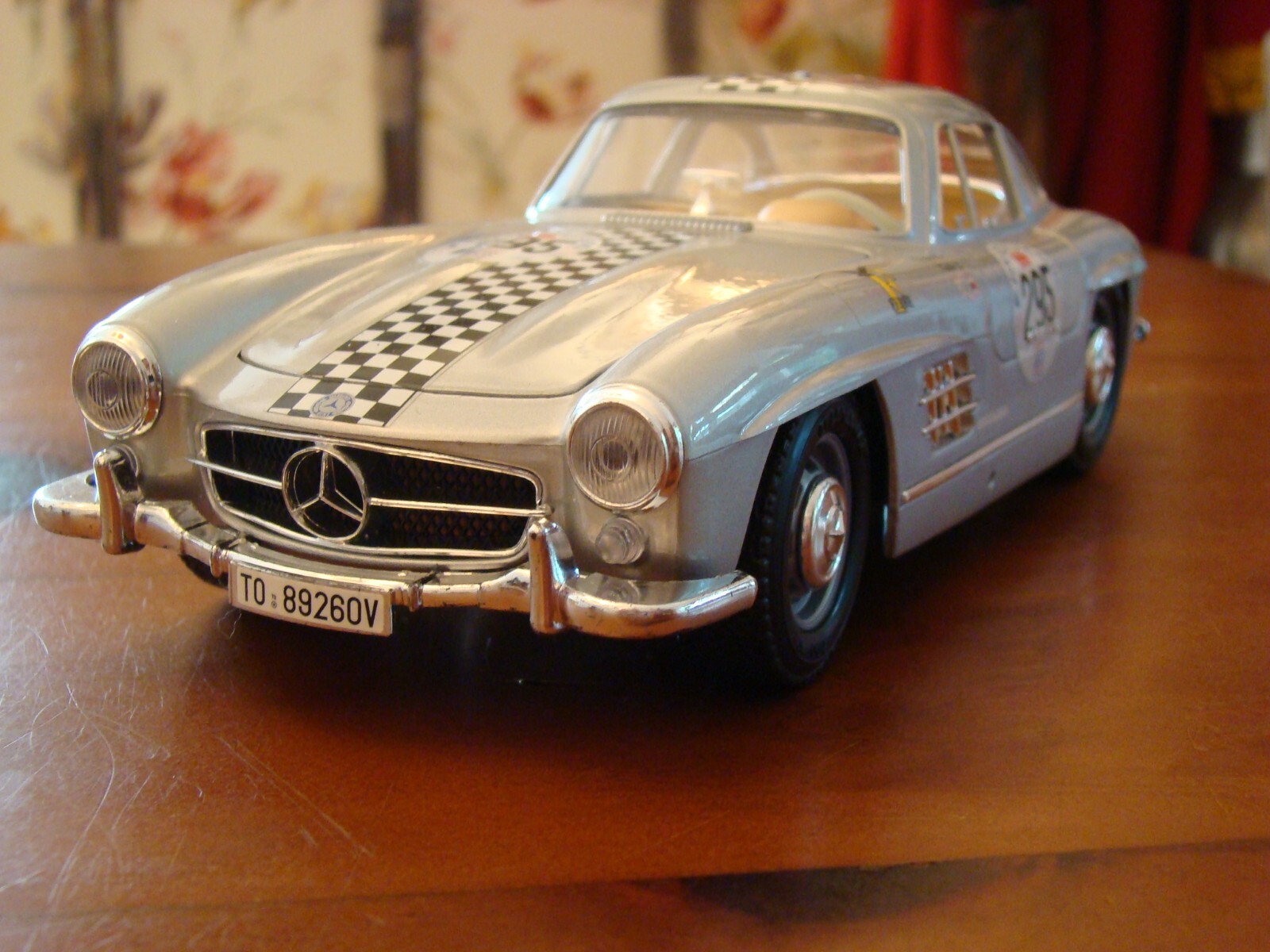 Модель 1954. Tamiya mercedes-benz 300sl. 1/18 norev mercedes 300 sl. mercedes 300sl tamiya. bburago mercedes 300 sl 1954.