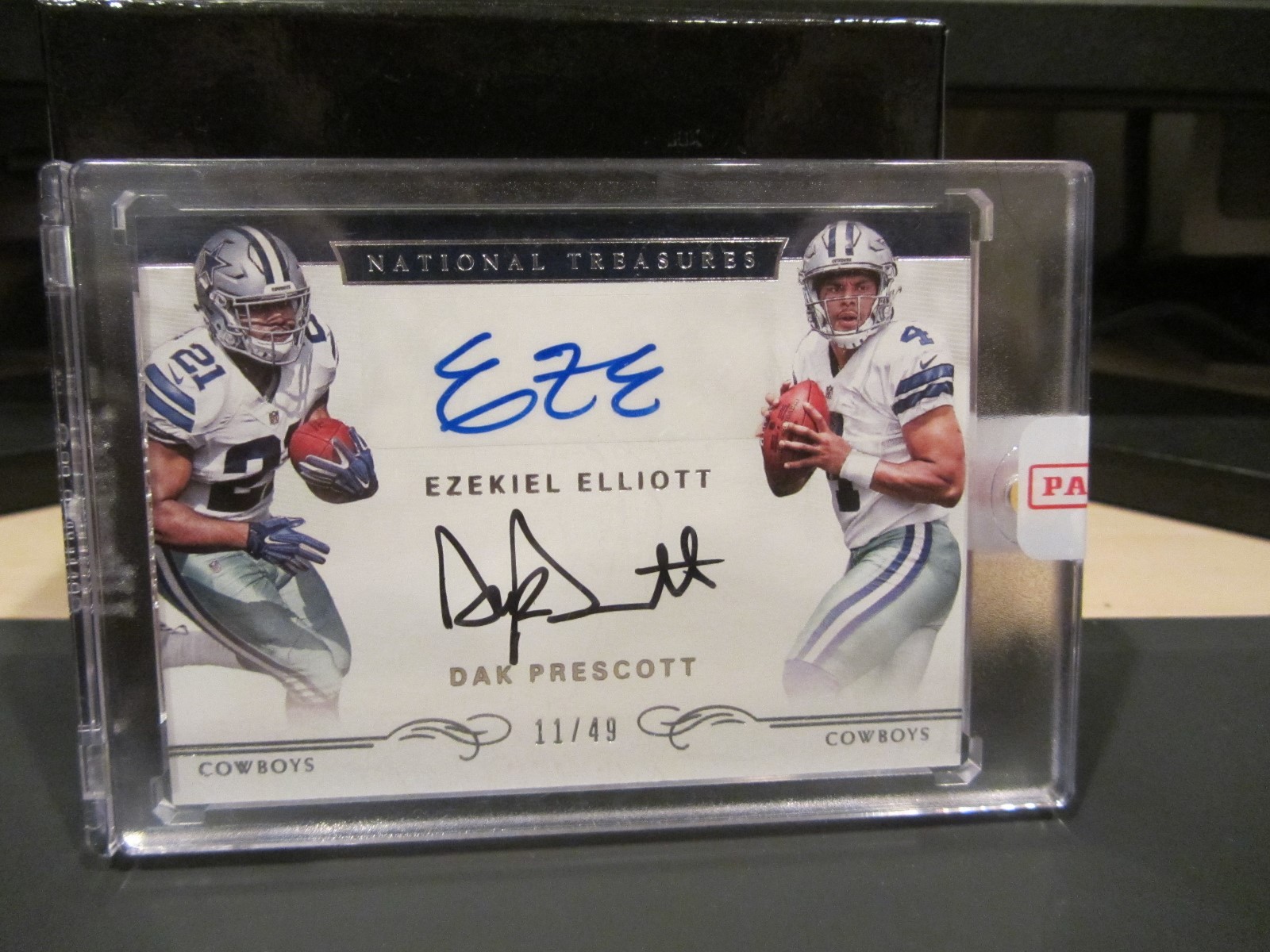 EZEKIEL ELLIOTT　エゼキエル エリオット　直筆サインカード　NFL National Treasures Autograph Cowboys Ezekiel Elliott Dak