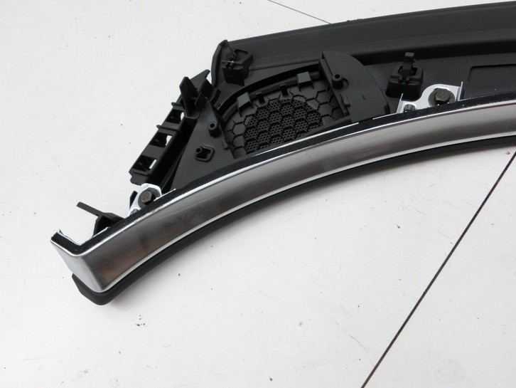 Audi A6 4G C7 11-14 qu Blende Armaturenbrett Abdeckung Audi A6 4G C7 11-14 qu 31.01.2012 4G0857051 4G08570516PS... Vorschau 8