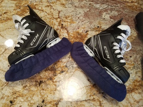 NICE! CCM Ribcor 64K Ice Hockey Skates Junior Youth Size 10Y