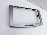 VW Passat 3C B6 06-10 Blende Einbaurahmen Verkleidung VW Passat 3C B6 06-10 29.05.2007 3C0858069M gebraucht Vorschau 2