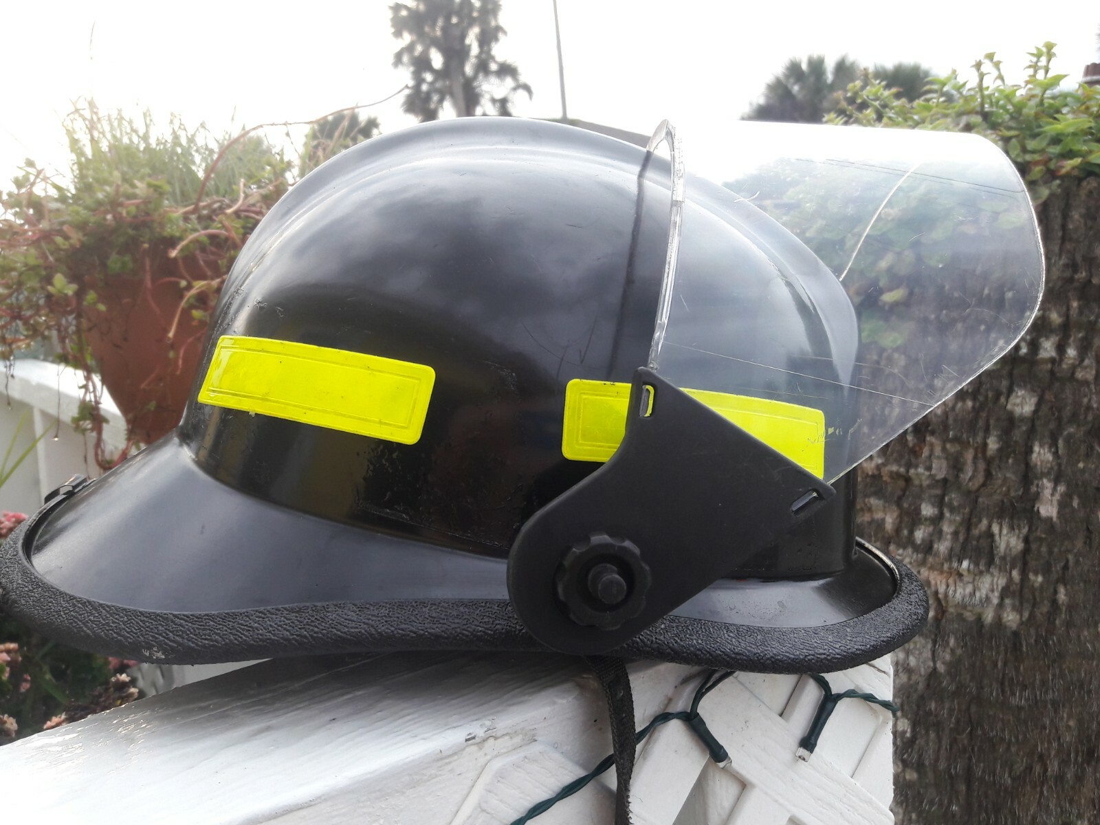 Fire helmet