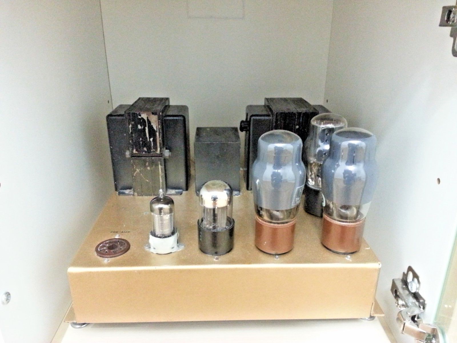 Two mono-block tube amplifiers amp Leak tl10.1