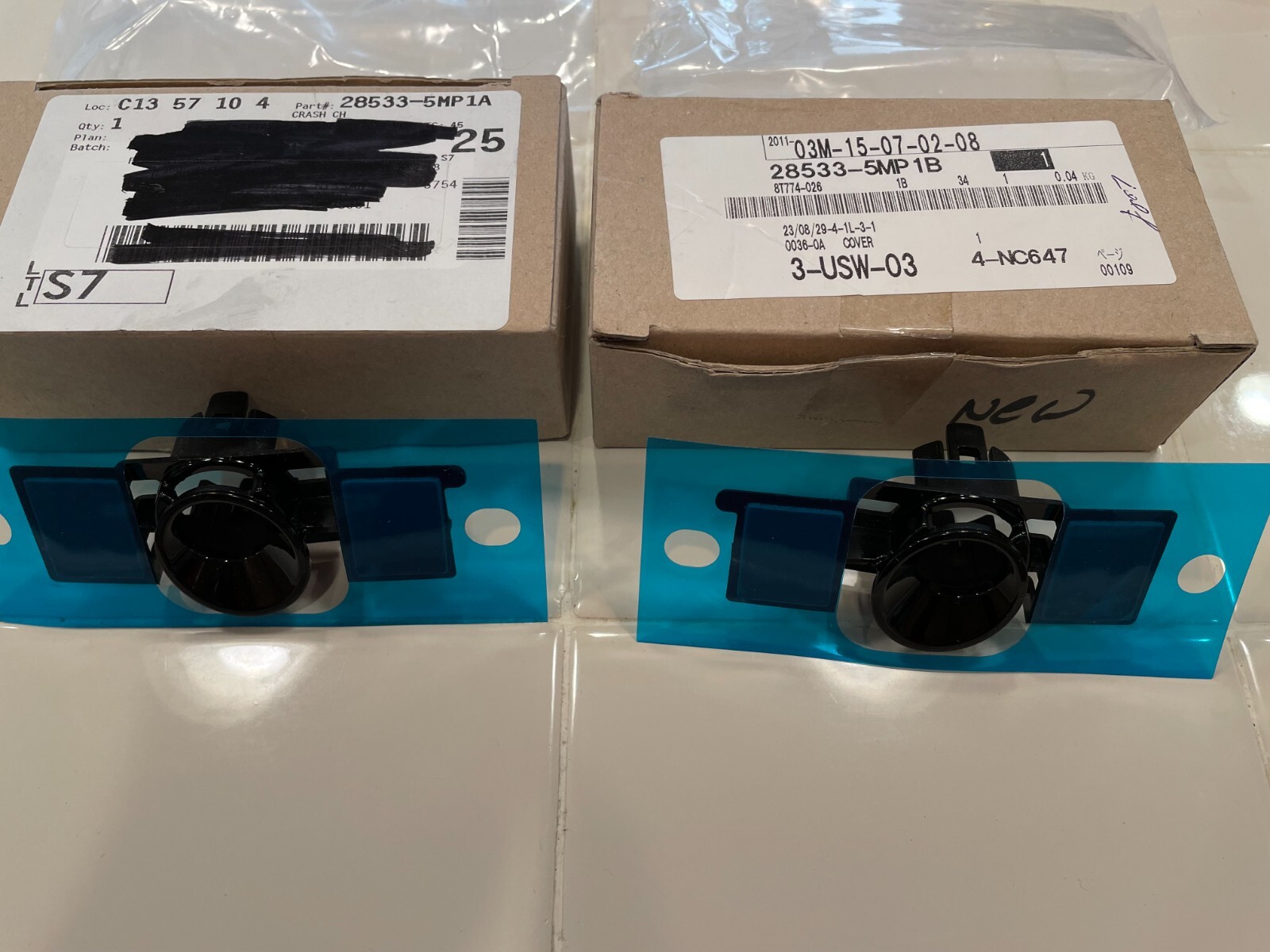 NEW OEM Nissan Parking Aid Sensor Housing PN: 28533-5MP1A