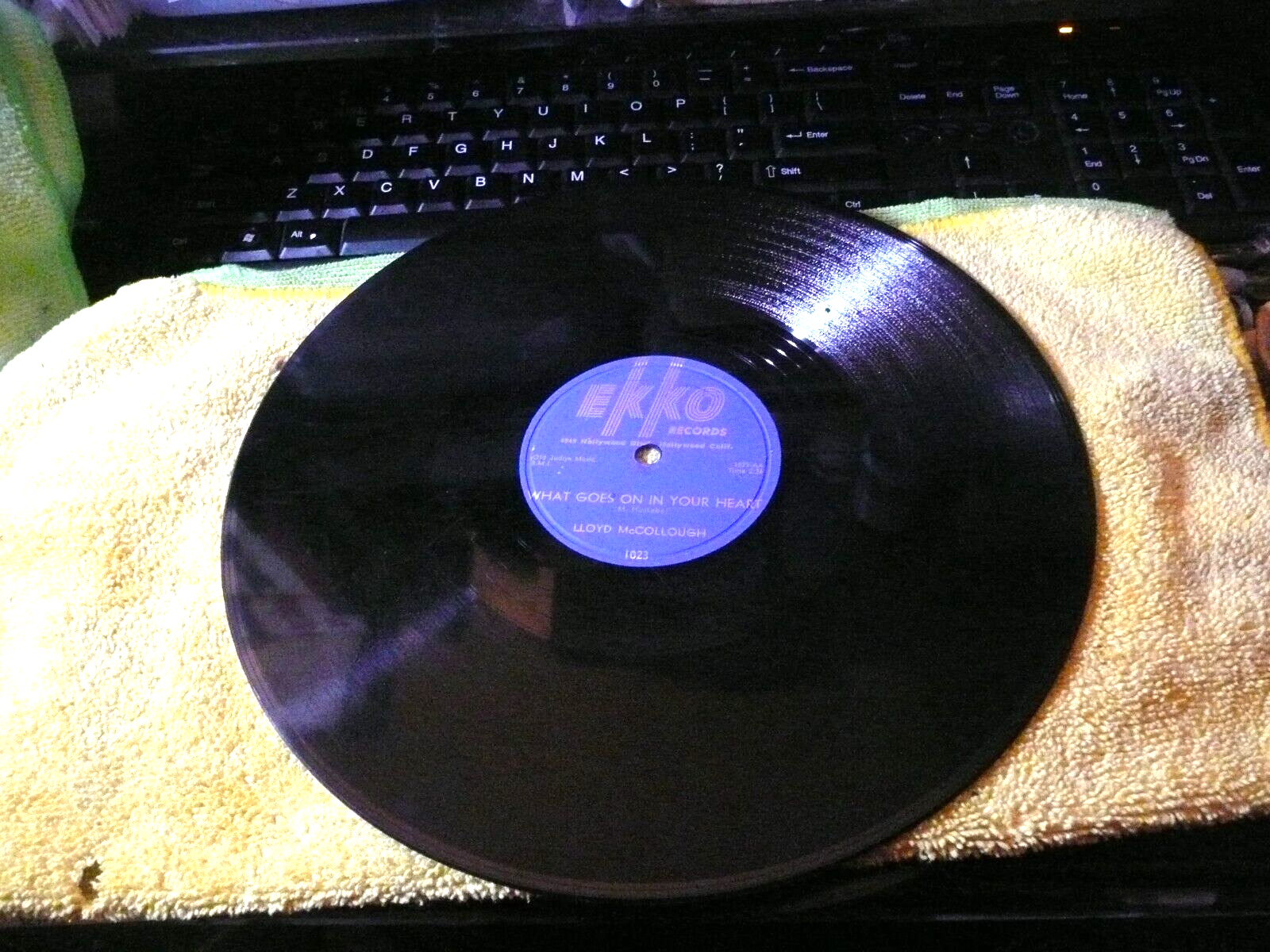 record 78 rare rockabilly LLOYD McCollough on EKKO / feat