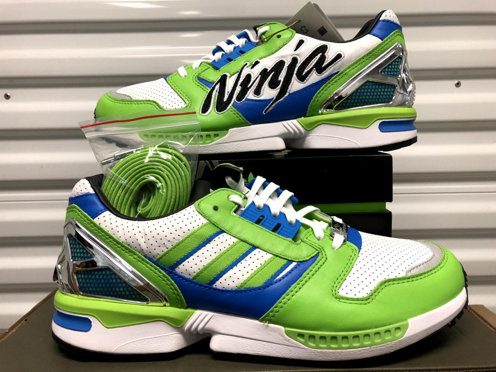 Adidas Originals ZX8000 NINJA x KAWASAKI Green White Mtlc Silver Blue 13 GW3358 | eBay Adidas Originals ZX8000 NINJA x KAWASAKI Green White Mtlc Silver Blue 13 GW3358 | eBay