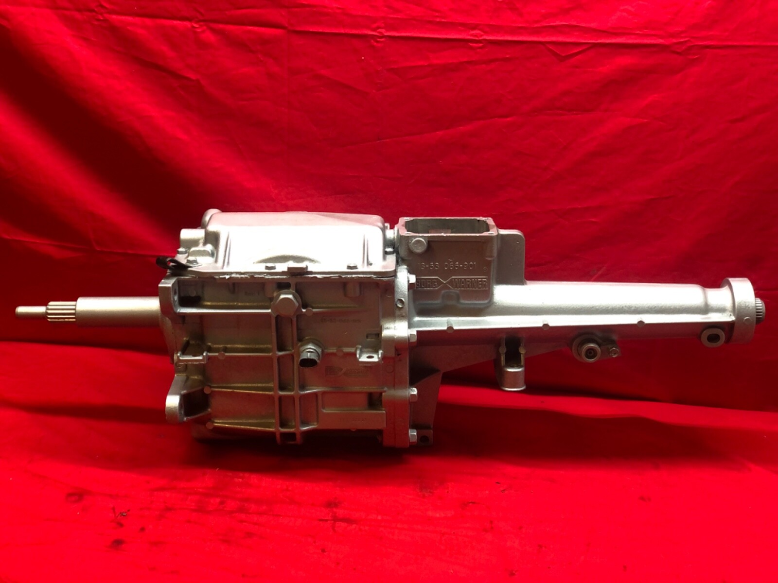 BORG WARNER T-4 MANUAL TRANSMISSION GM CHEVROLET 4 SPEED 13 BORG WARNER T-4 MANUAL TRANSMISSION GM CHEVROLET 4 SPEED 13