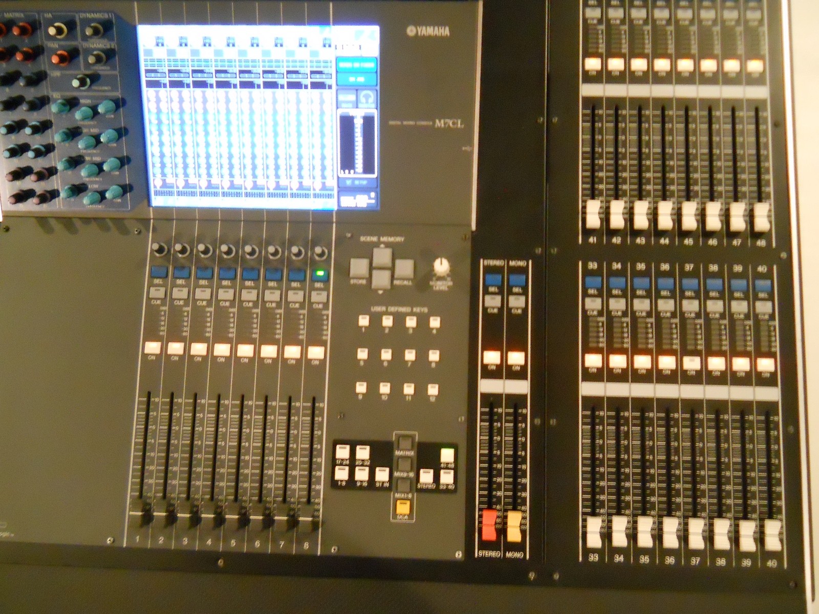 Yamaha M7CL-48 Version 3 Digital Mixing Console M7CL 48 Channel Mixer - Nice!