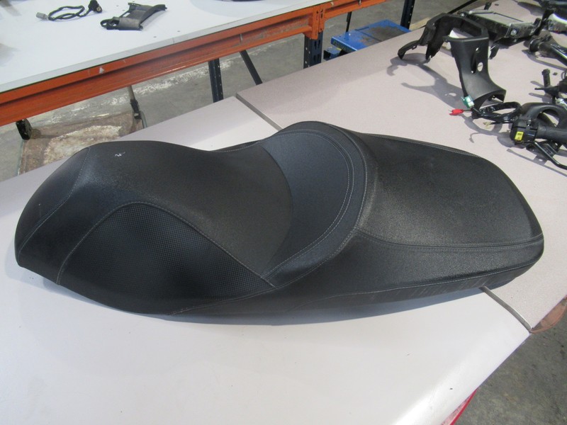 Selle (Kymco  125 Downtown - 16396,39)