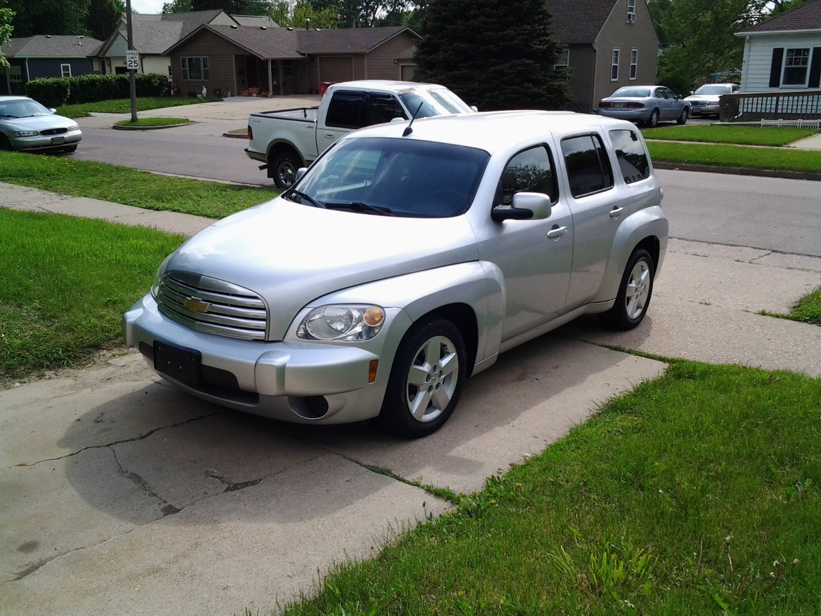 2010 Chevrolet HHR LT Silver/black Chevrolet HHR 2010 LT 2010 Chevrolet HHR LT Silver/black Chevrolet HHR 2010 LT