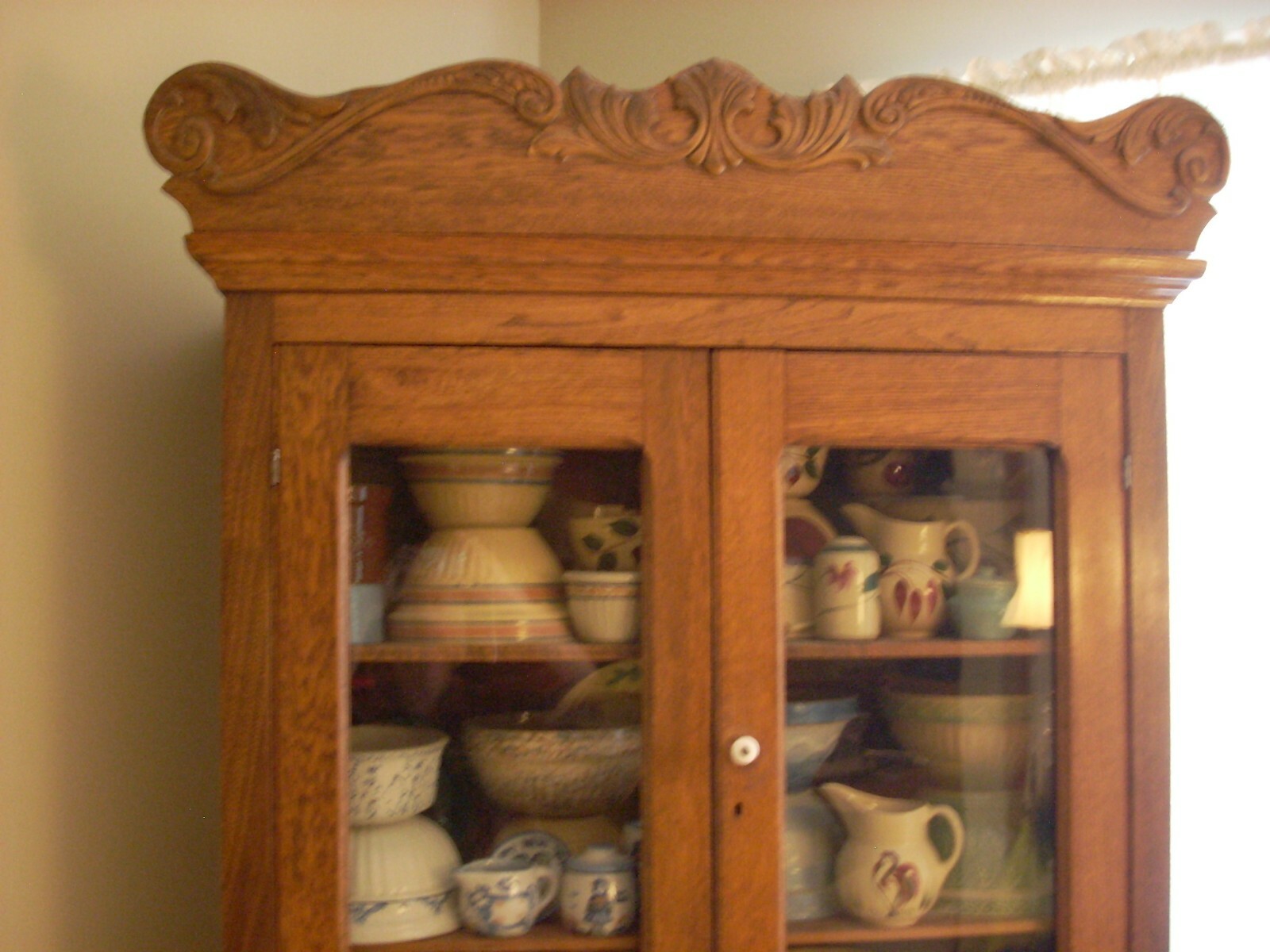 ANTIQUE OAK KITCHEN STEPBACK CABINET