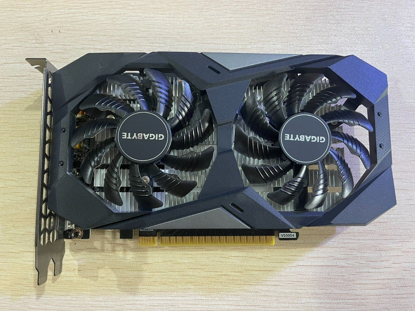 ジャンク扱い GIGABYTE Geforce GTX1050ti 4GB Amazon.com: Gigabyte Geforce GTX 1050 Ti 4GB Windforce