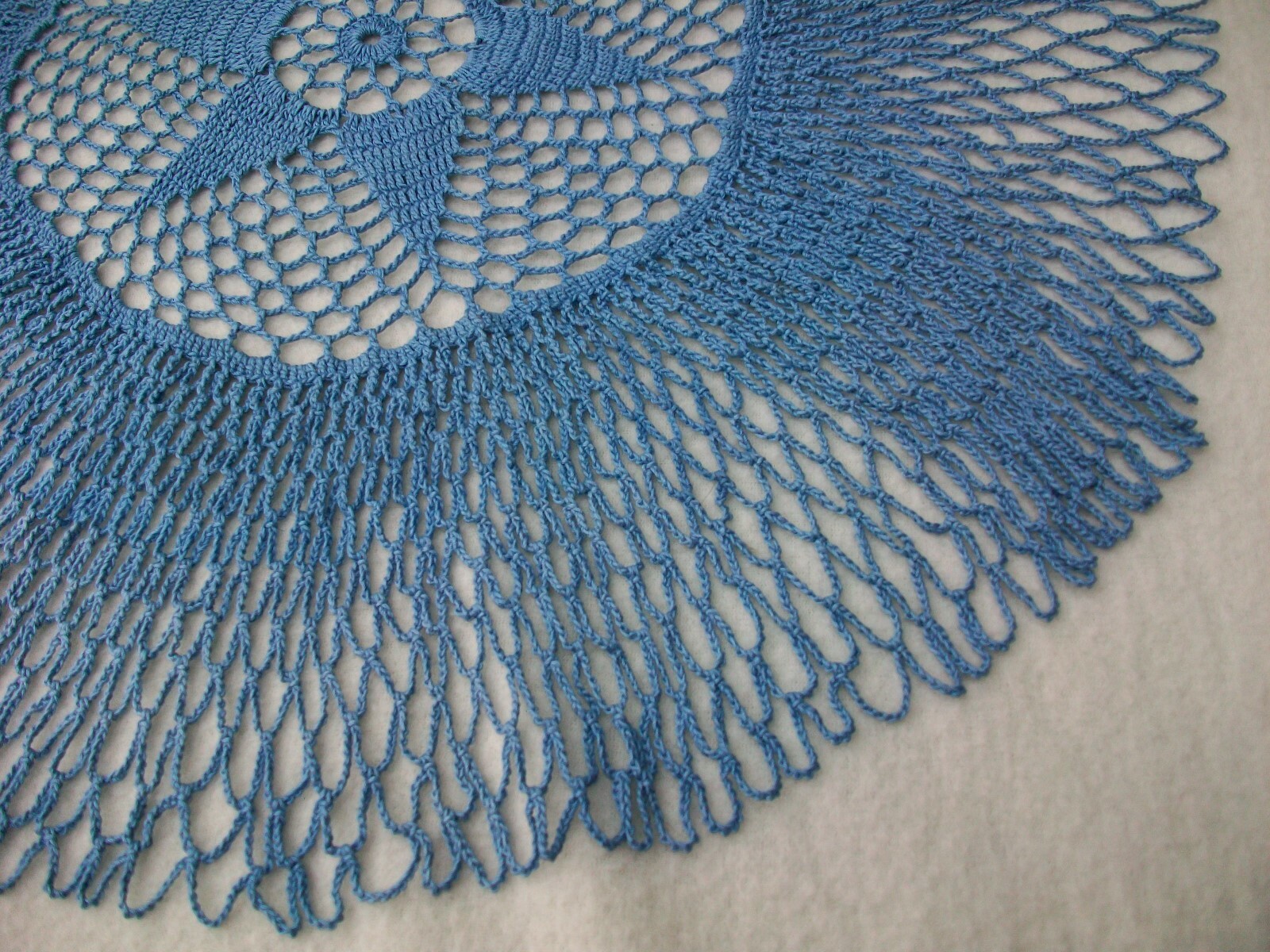 Crochet Doily Round Blue Star 20 Inch Diameter Net Border Hand Crocheted