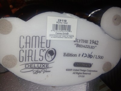 New Cameo Girls Head Vase;Blythe 1942 Bedazzled 1236/1500;Collectible