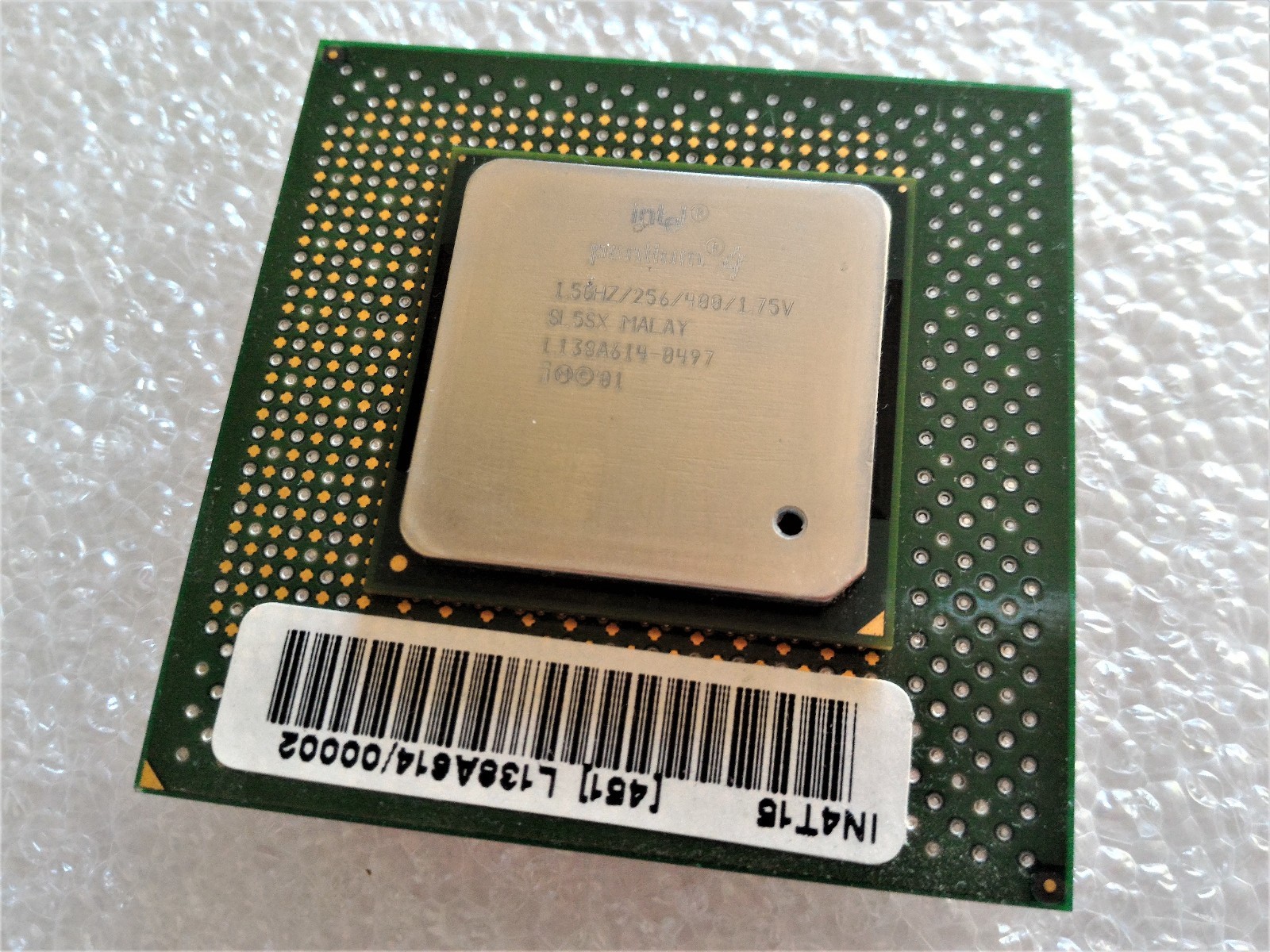 Intel pentium socket. Socket 423 процессоры. пентиум 4 сокет. intel pentium 4 423 socket. процессор пентиум 1.