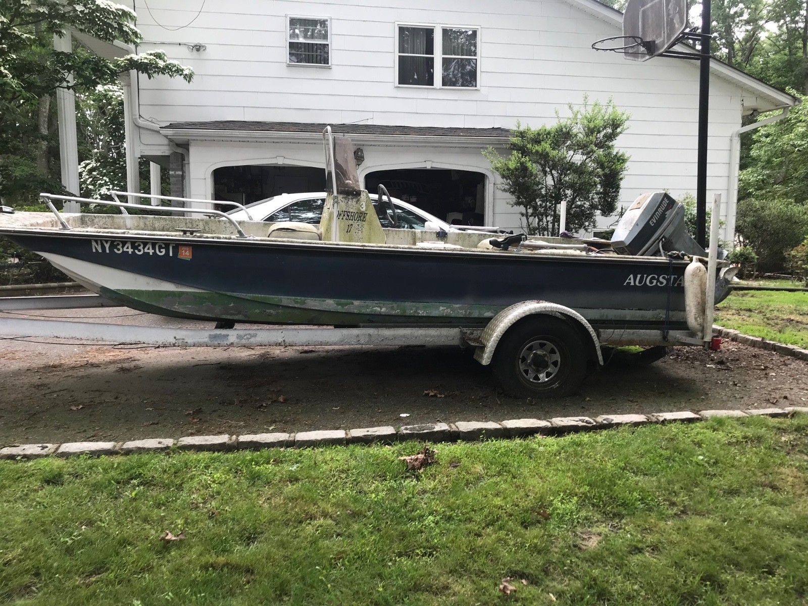 1987 Offshore Powerboat with Trailer, Dix Hills NY | No Fees & No Reserve