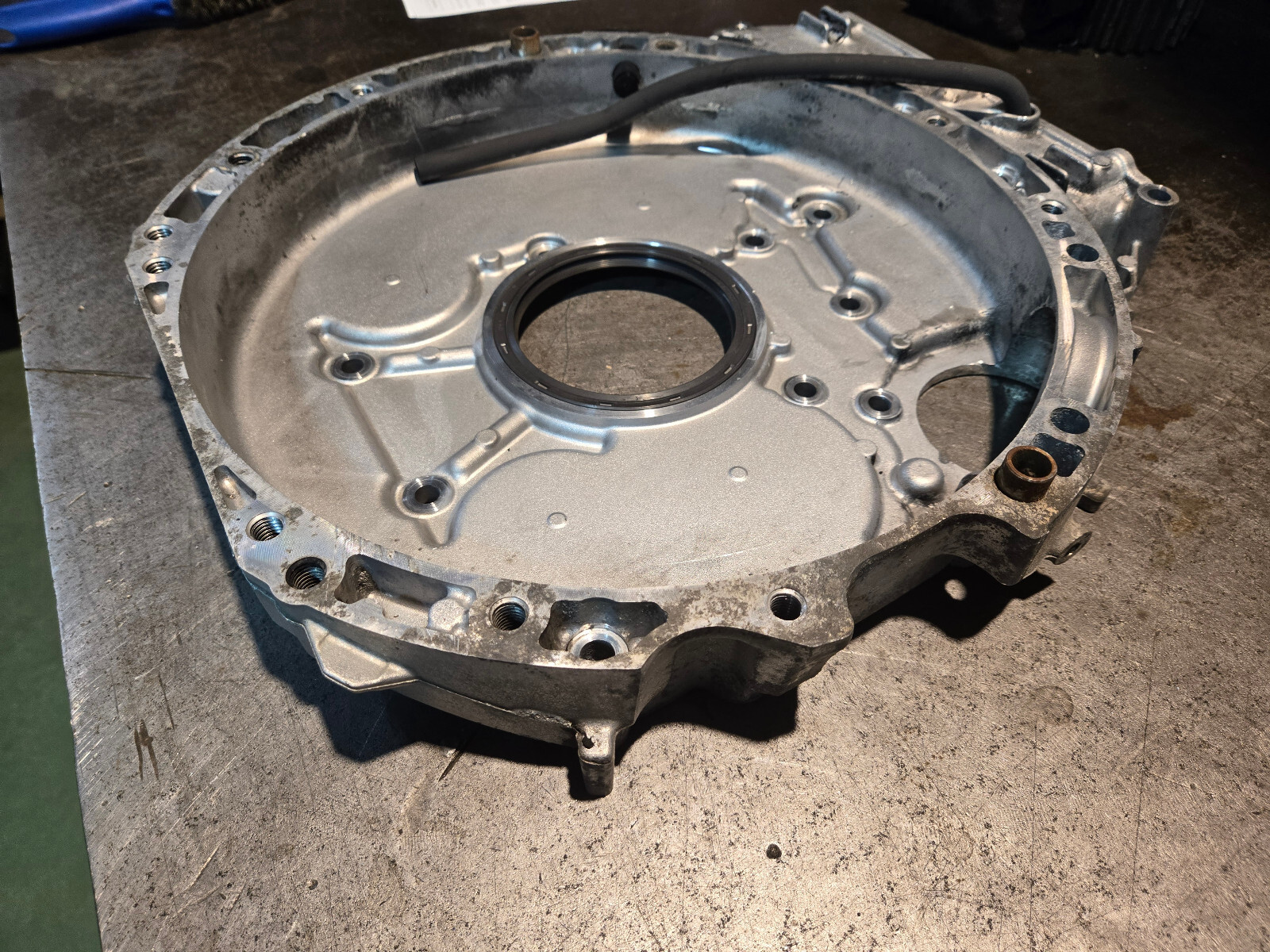 Mercedes-Benz OM651 control housing cover A6510150602 A6510150802 - Picture 4 of 10