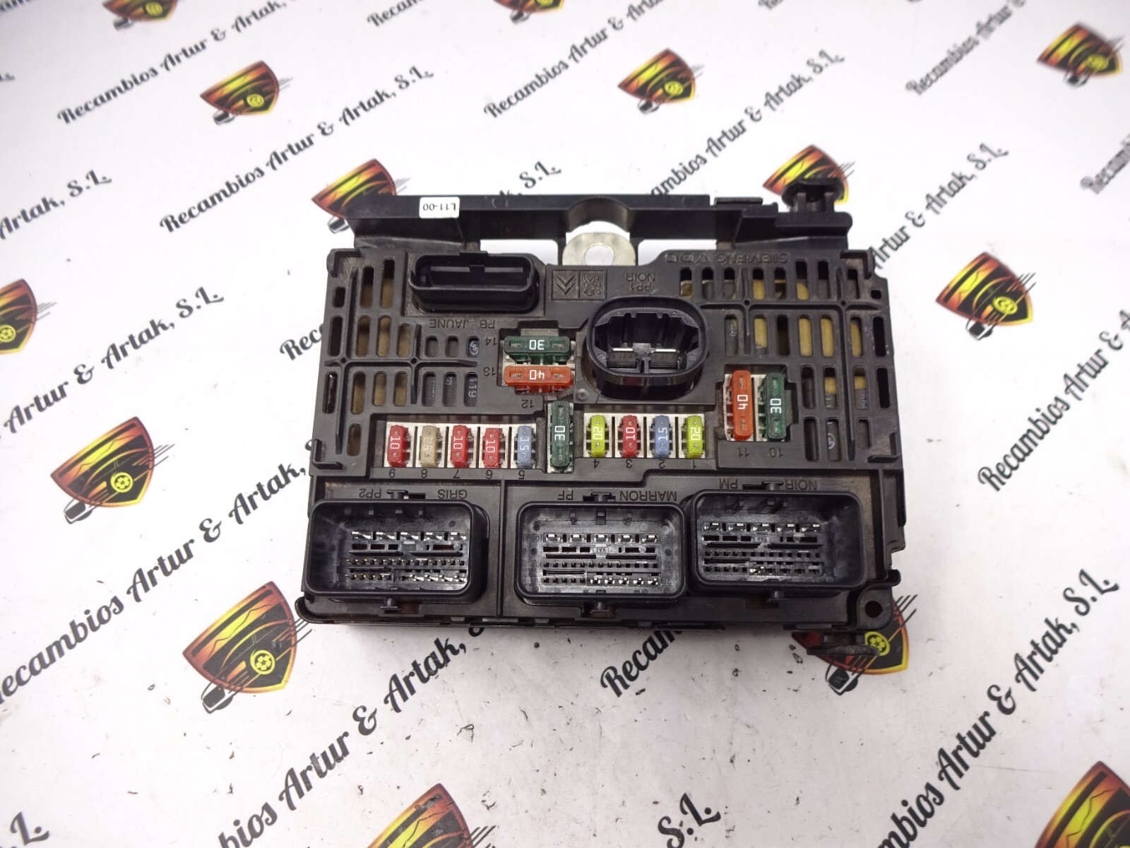 Fuse Box Citroen C5 C4 S118983011C 9661682980 BSM-L11-00