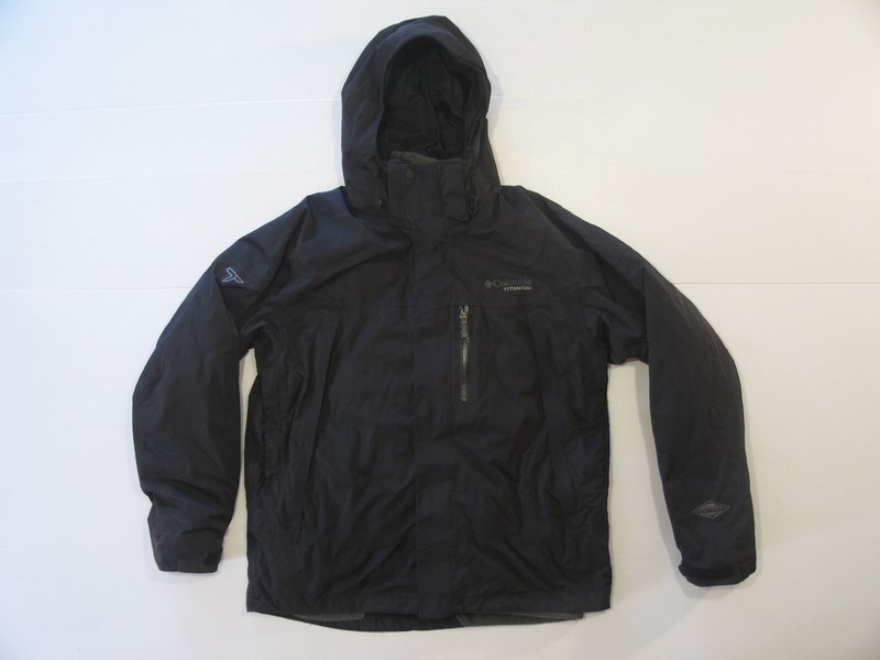 COLUMBIA TITANIUM INTERCHANGE MENS SKI JACKET Black LARGE OmniTech W/ Liner  GUC