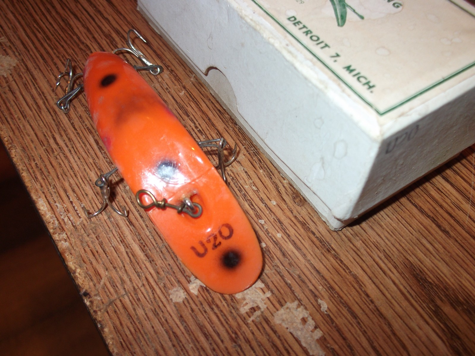 Vintage fishing lure Plug Flatfish with original  box
