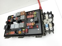 Opel Astra J 12-18 CDTi 2,0 121KW Sicherungskasten Zentralelektrik Relais Hinten Opel Astra J 12-18 01.01.2013... Vorschau 4