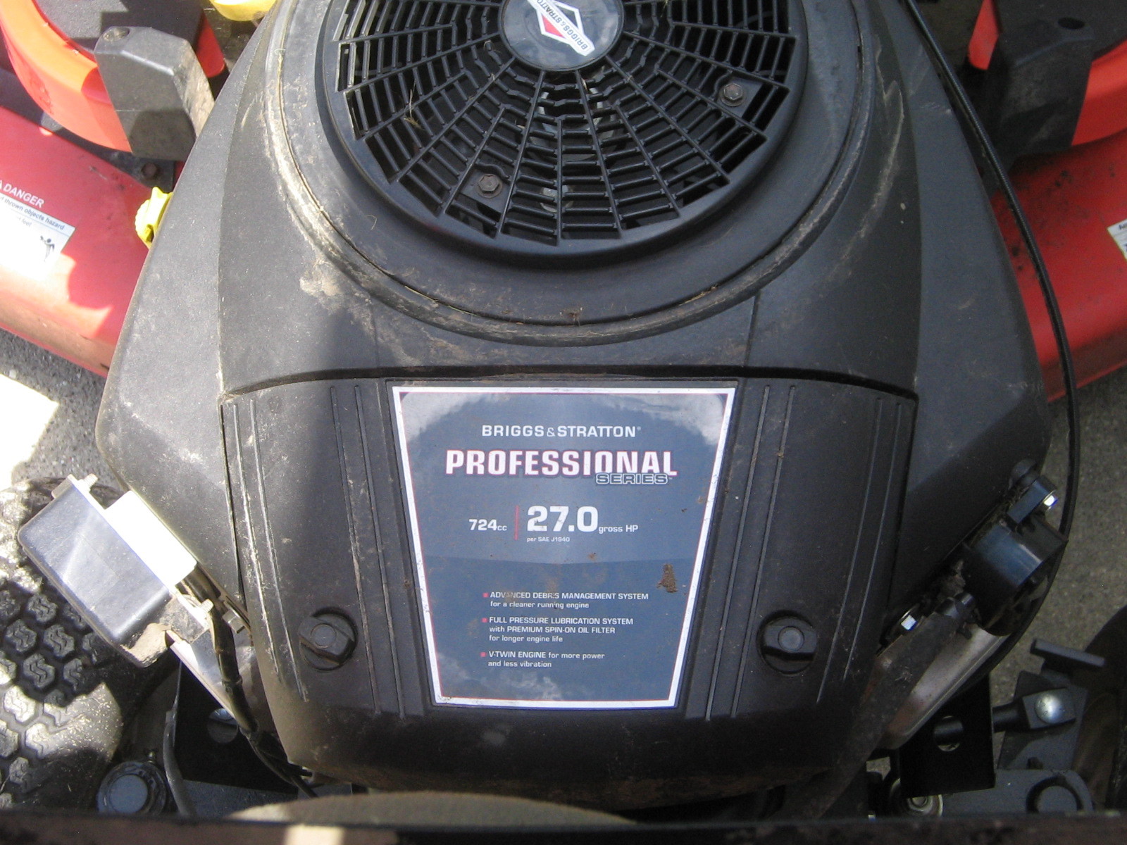 Simplicity Conquest 27 hp Riding Mower 176 hrs