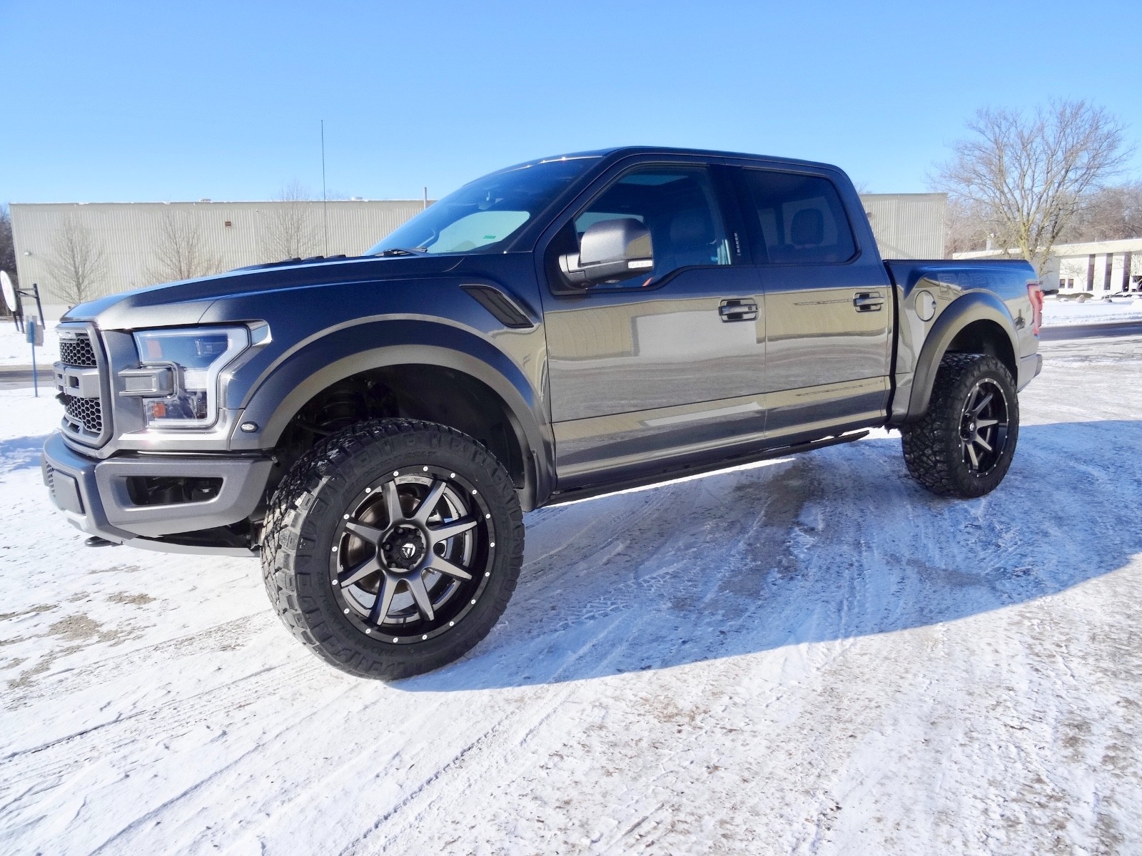 2018 Ford F-150 Raptor crew cab 802 package LIKE NEW custom lifted fuel wheels