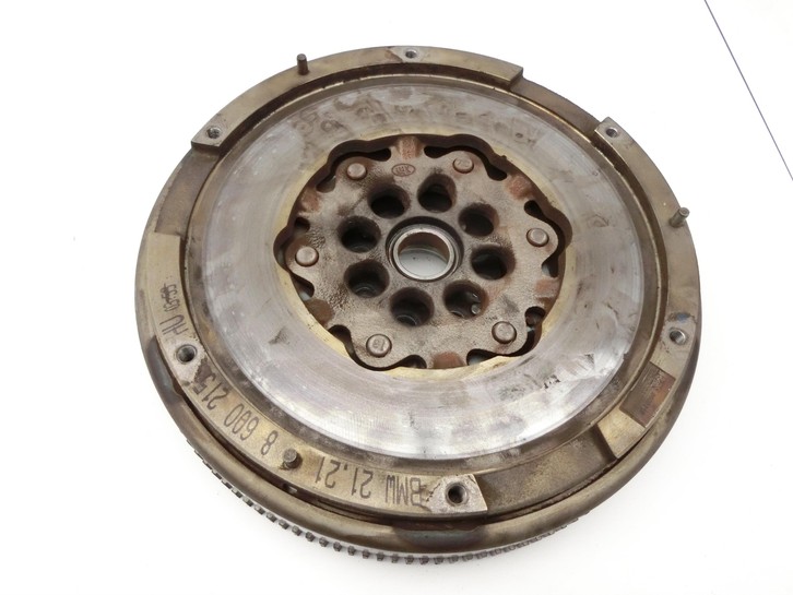 BMW F45 218d 14-18 2,0d 110KW B47C20U0 Zweimassenschwungrad Schwungrad BMW F45 218d 14-18 21.09.2017 8600215... Vorschau 2