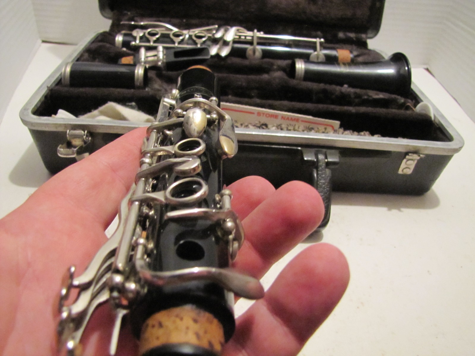 BUNDY RESONITE SELMER CLARINET IN ROUGH HARD CASE USED READ