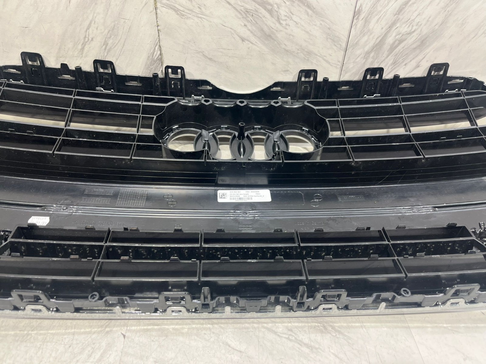 2018 2022 AUDI A7 GRILLE ASSEMBLY OEM FRONT CENTER GRILL WITH