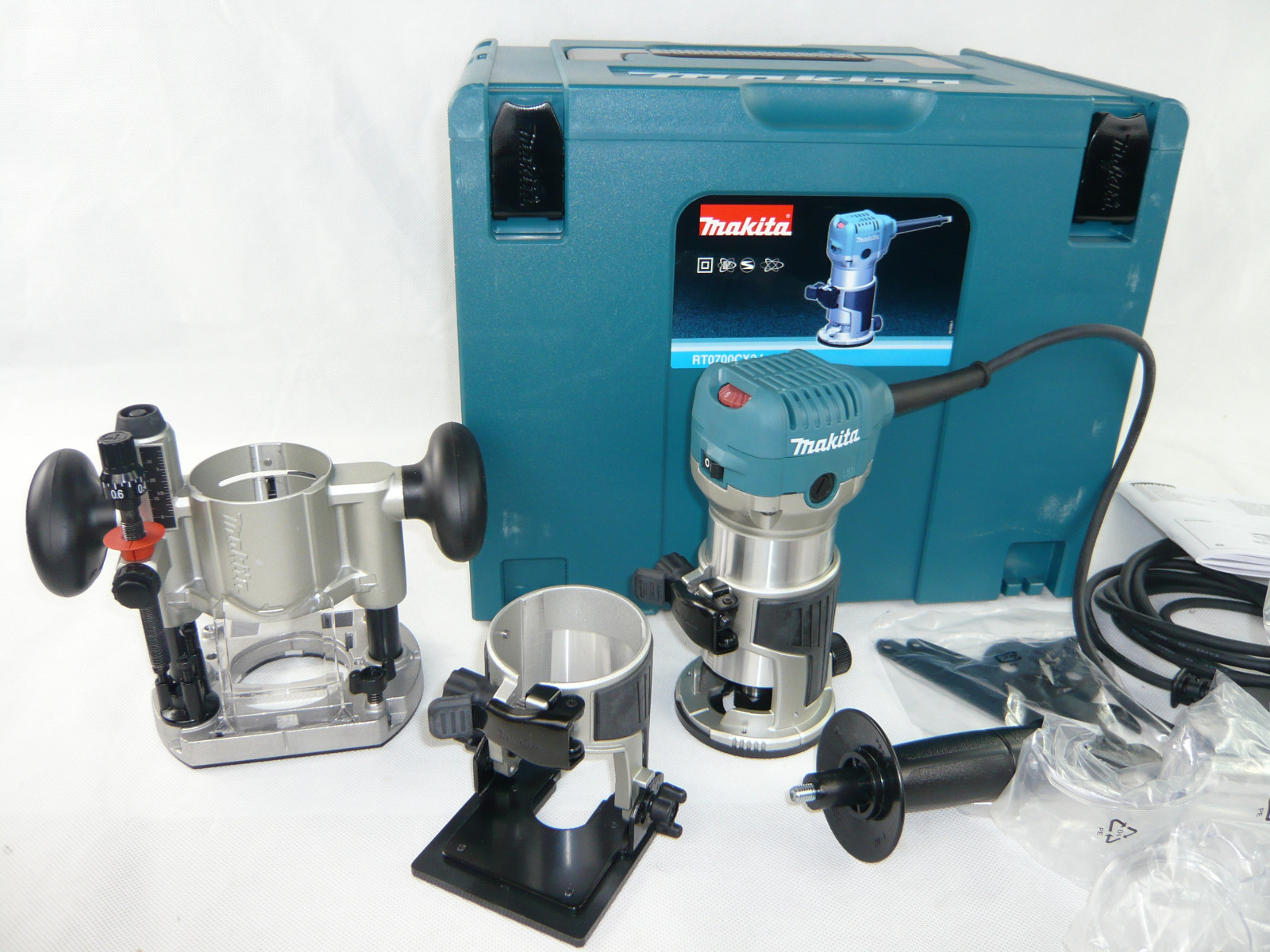 MAKITA RT0700CX2J Oberfräse Trimmer Kantenfräse