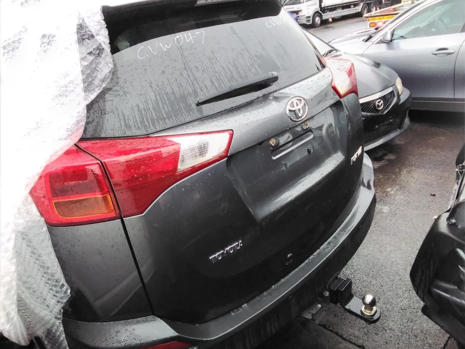 TOYOTA RAV4 XA40 12/2012-12/2018 RIGHT REAR 1/4 DOOR GLASS - thumbnail 5