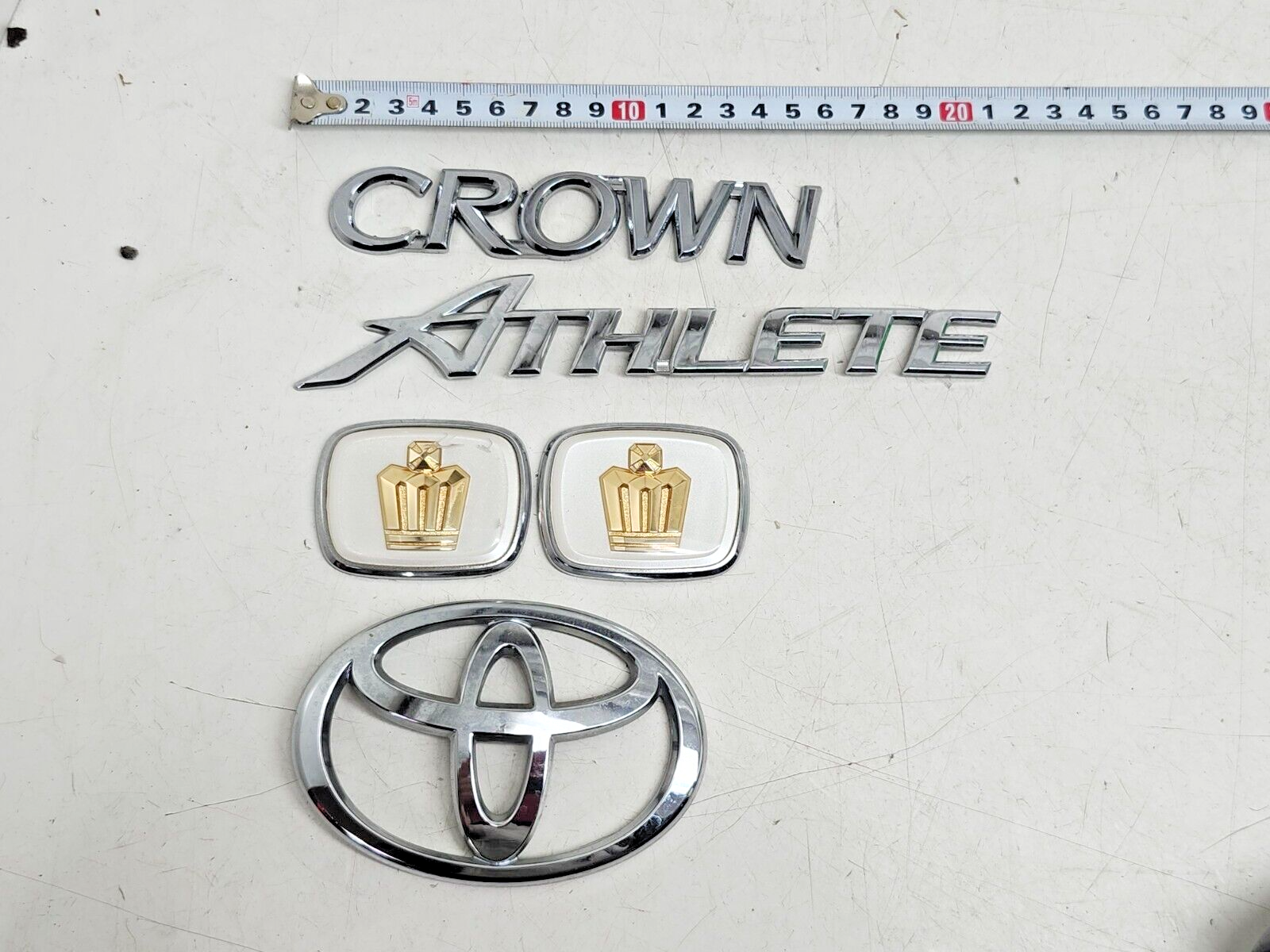JDM TOYOTA CROWN GRS180 GRS181 GRS182 GRS183 SET OF EMBLEMS