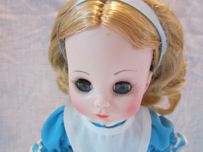 Madam Alexander Alice in Wonderland #1552 With Original Box