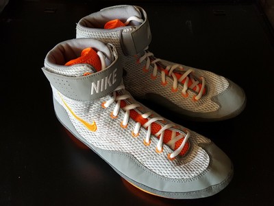 nike inflict 3 le