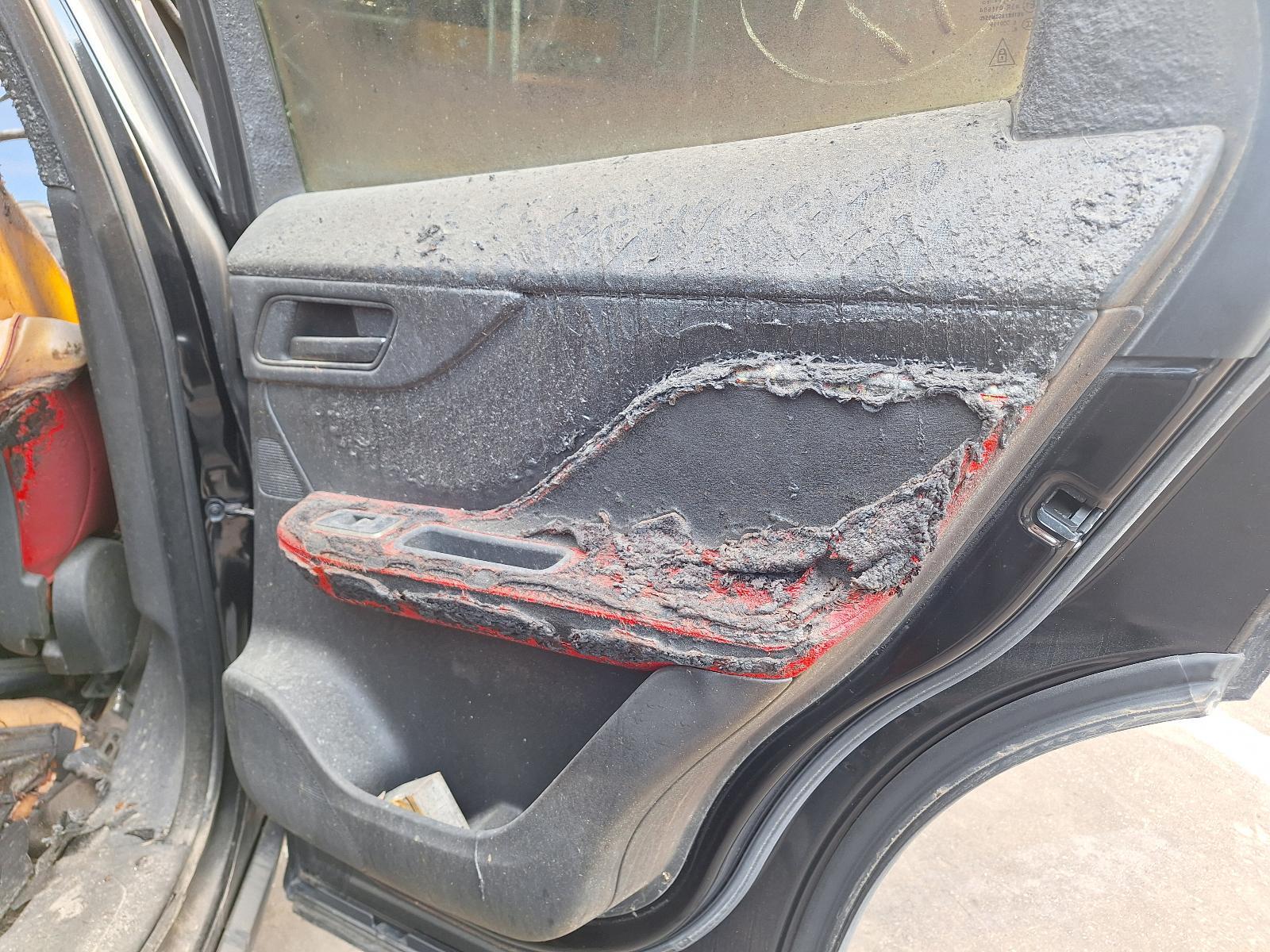 JAGUAR F PACE X761 02/2016-10/2020 TAILGATE BLACK - thumbnail 9