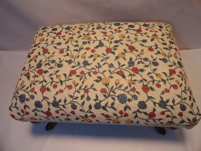 VINTAGE VICTORIAN FOOT STOOL CAST METAL LEGS ORNATE FLORAL PARLOR BRAID